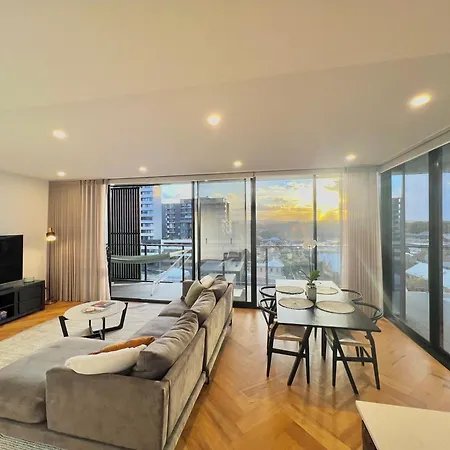 Harbour Towers, Newcastle'S Elite Apartment Stays, Free Parking & Tram Access Exterior photo
