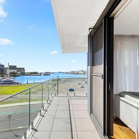 Harbour Towers, Newcastle'S Elite Apartment Stays, Free Parking & Tram Access Exterior photo